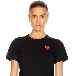 Comme des Garçons PLAY black jersey tee w/ heart emblem
